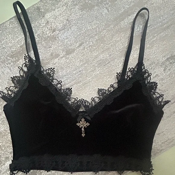 Women’s Lace trim bralette - Picture 3 of 14